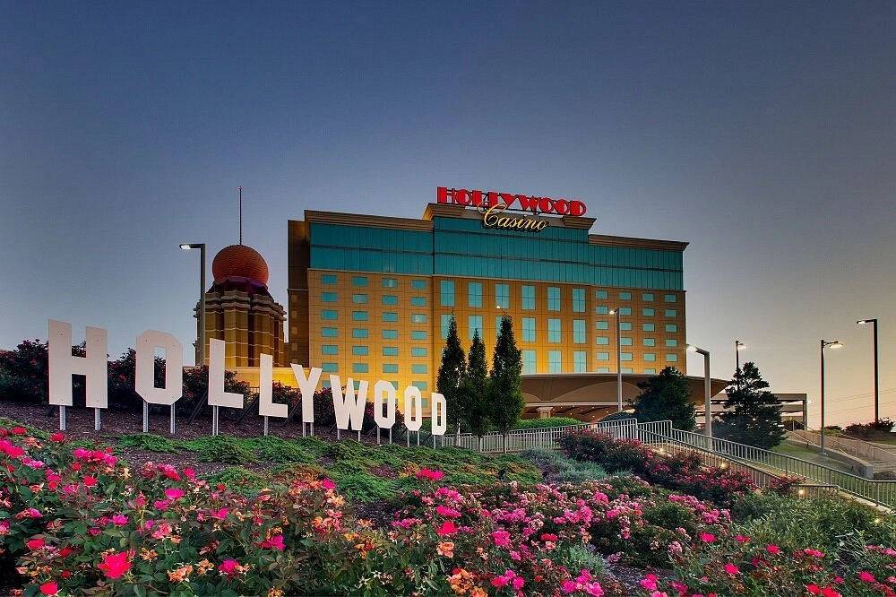 Hollywood Casino